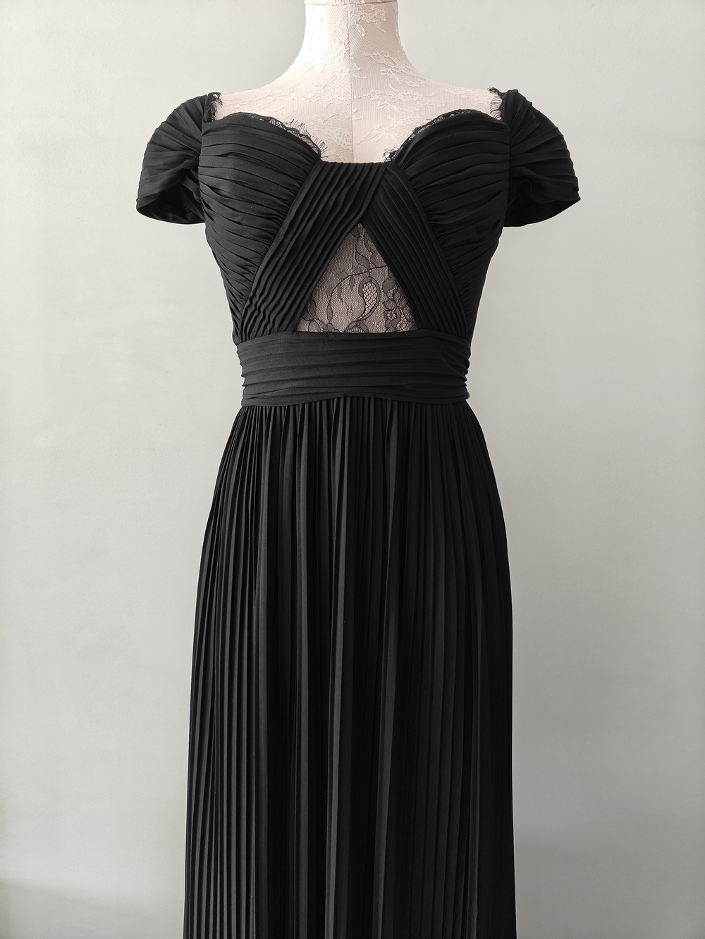 ASOS Black Bardot Pleated Maxi Dress Size 4 Classy Lace Ribbed Lined Feminine